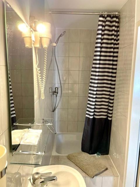 Hotel Nello Offenbach-sur-le-Main Extérieur photo